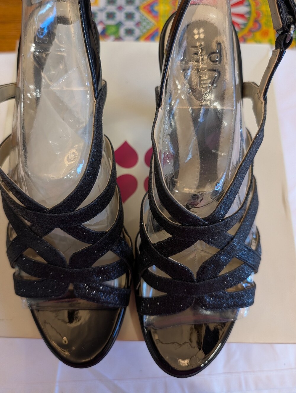 Naturalizer Black Sparkle Strappy Slingback Sandals Size 10M